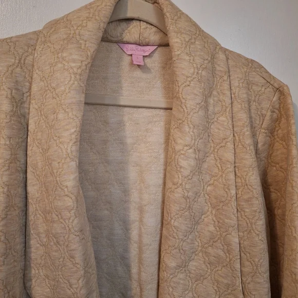 LILLY PULITZER BREA WRAP IN HEATHERED WHEAT LUREX MIZNER JACQUARD - Picture 2 of 4